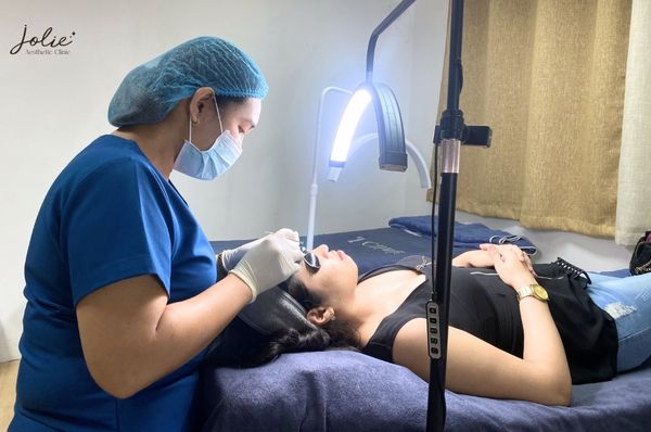 EFFECTIVE ACNE TREATMENT IN MALAYSIA AT JOLIE CLINIC